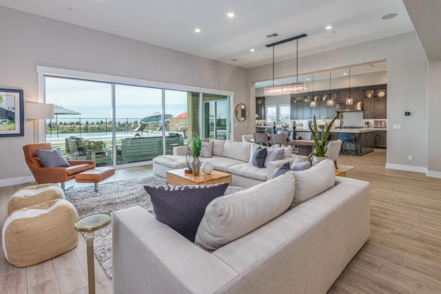 4067 Whitney Vista Ln, Rocklin, CA 95677