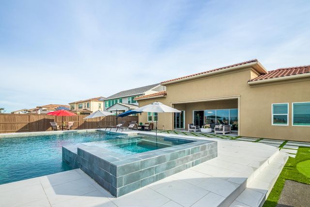 4067 Whitney Vista Ln, Rocklin, CA 95677