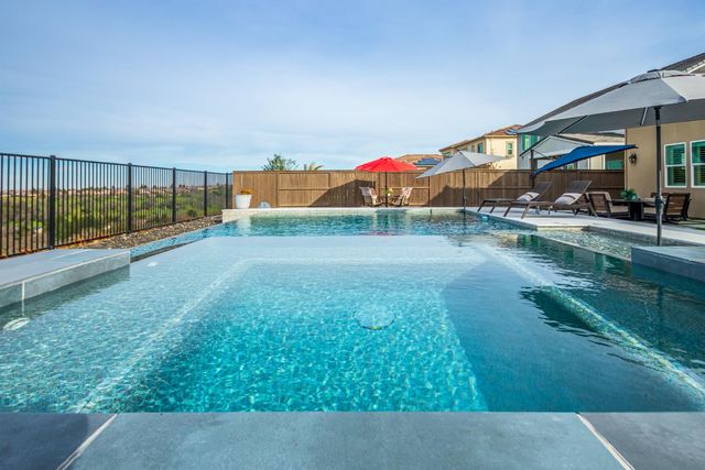 4067 Whitney Vista Ln, Rocklin, CA 95677