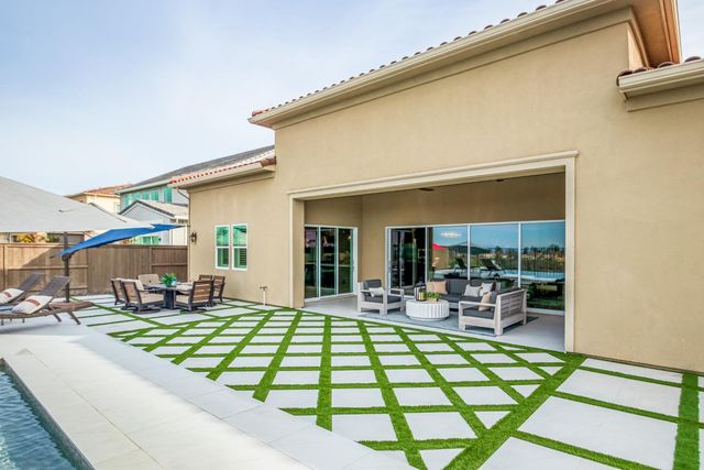 4067 Whitney Vista Ln, Rocklin, CA 95677