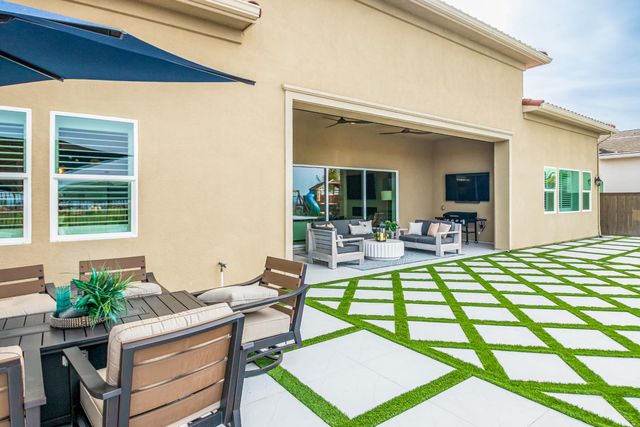 4067 Whitney Vista Ln, Rocklin, CA 95677