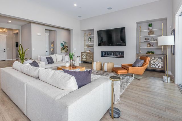 4067 Whitney Vista Ln, Rocklin, CA 95677