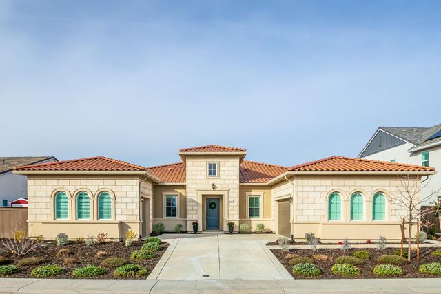 4067 Whitney Vista Ln, Rocklin, CA 95677