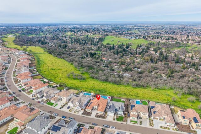 4067 Whitney Vista Ln, Rocklin, CA 95677