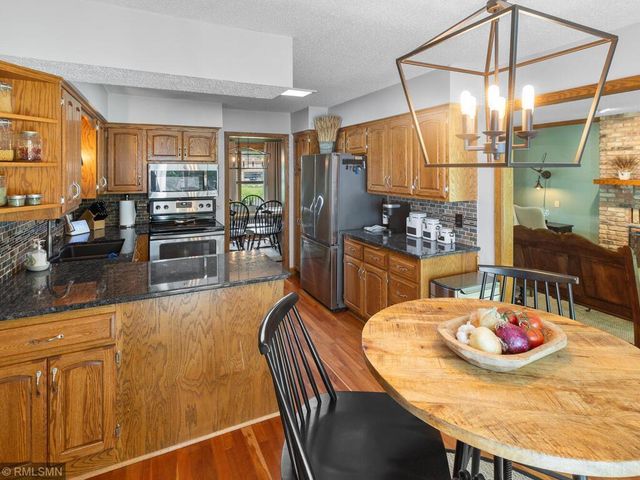 3920 Linden Circle, Chanhassen, MN 55331
