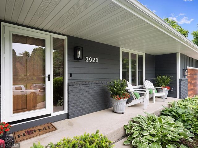 3920 Linden Circle, Chanhassen, MN 55331