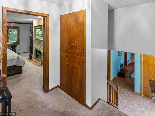 3920 Linden Circle, Chanhassen, MN 55331