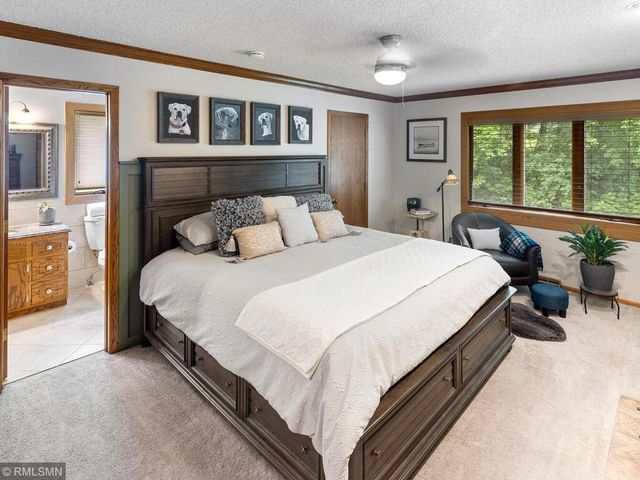 3920 Linden Circle, Chanhassen, MN 55331