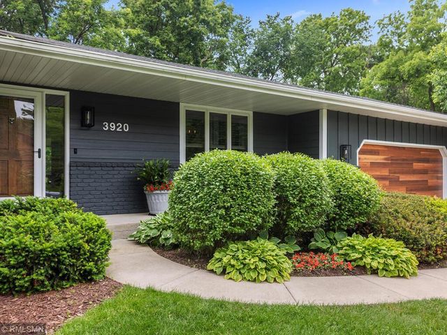 3920 Linden Circle, Chanhassen, MN 55331