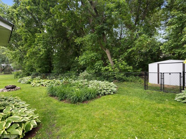 3920 Linden Circle, Chanhassen, MN 55331