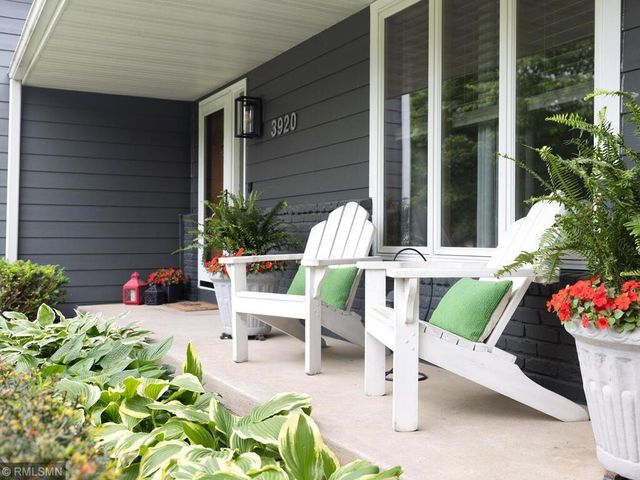 3920 Linden Circle, Chanhassen, MN 55331