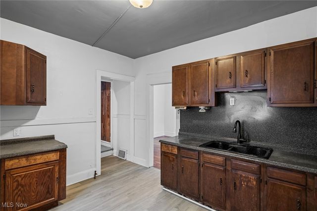 3303 E 118th Street, Cleveland, OH 44120