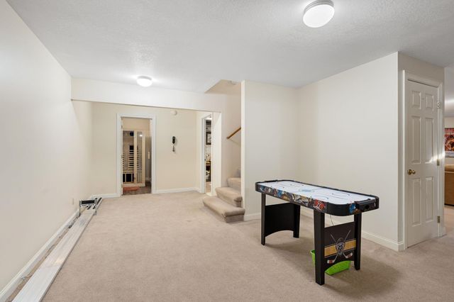 800 27th Street SW, Austin, MN 55912