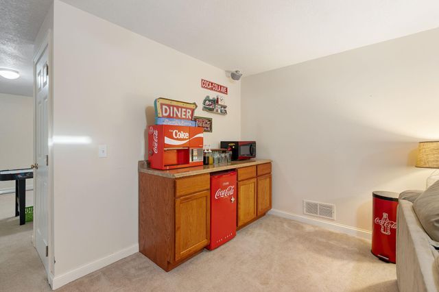 800 27th Street SW, Austin, MN 55912