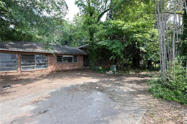 1599 Roswell Street SE, Smyrna, GA 30080