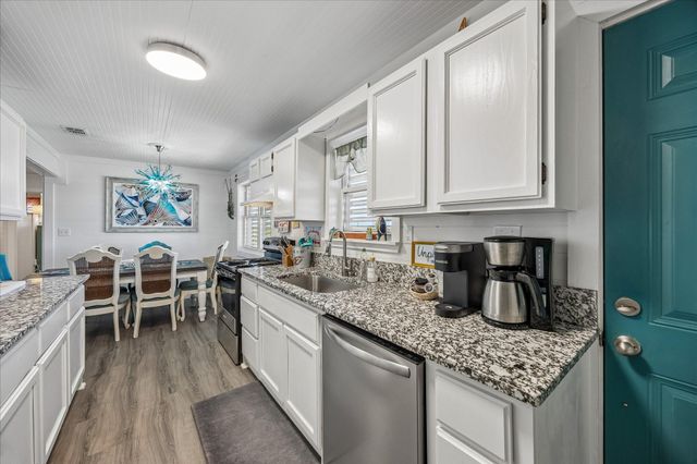 920 4th Street, Port Bolivar, TX 77650