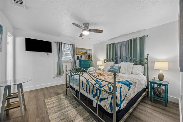 920 4th Street, Port Bolivar, TX 77650