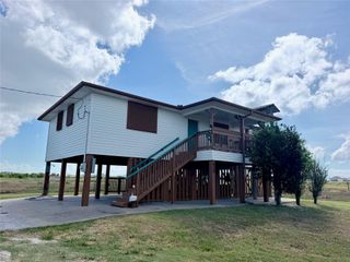 920 4th Street, Port Bolivar, TX 77650