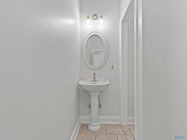 25078 Bain Road, Athens, AL 35613