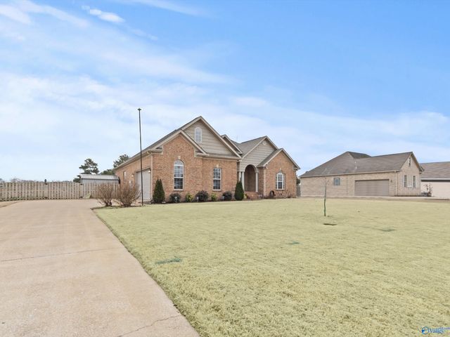 25078 Bain Road, Athens, AL 35613