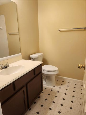 7631 Goudin Drive, Missouri City, TX 77489