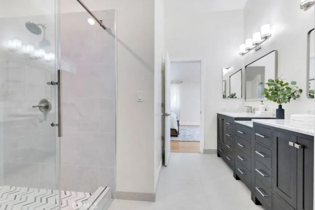 19208 Vista Grande, Northridge, CA 91326
