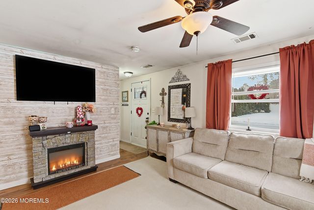 1116 2nd Avenue, Toms River, NJ 08757