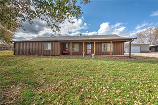 18702 Clear Water Road, Fayetteville, AR 72704