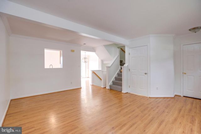 9081 FALCON GLEN CT, Bristow, VA 20136