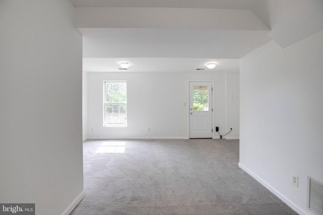 9081 FALCON GLEN CT, Bristow, VA 20136