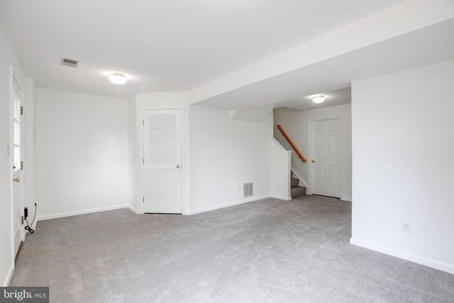 9081 FALCON GLEN CT, Bristow, VA 20136