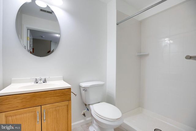 9081 FALCON GLEN CT, Bristow, VA 20136