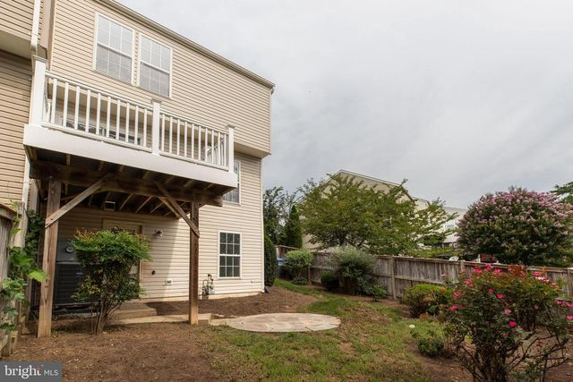 9081 FALCON GLEN CT, Bristow, VA 20136