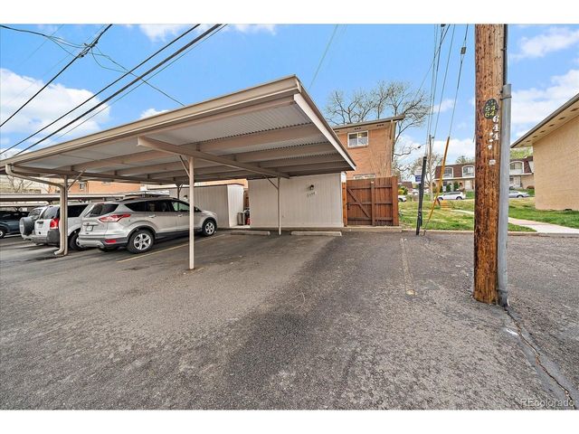 644 S Xenon Ct, Lakewood, CO 80228