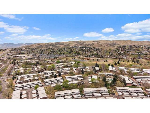 644 S Xenon Ct, Lakewood, CO 80228