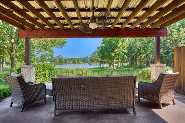 11364 Majestic Drive, Montgomery, TX 77316