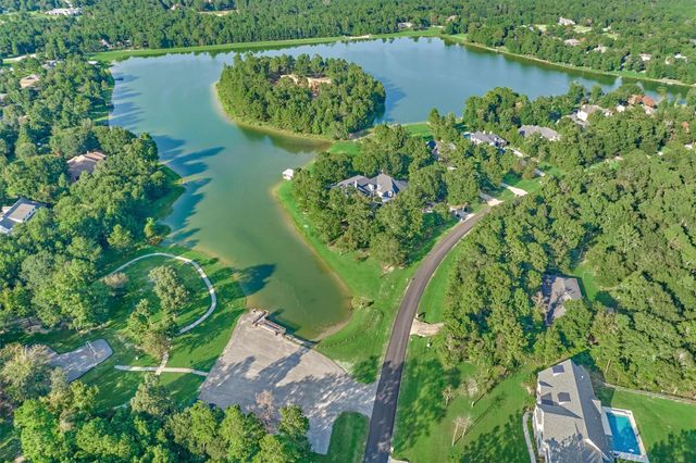 11364 Majestic Drive, Montgomery, TX 77316