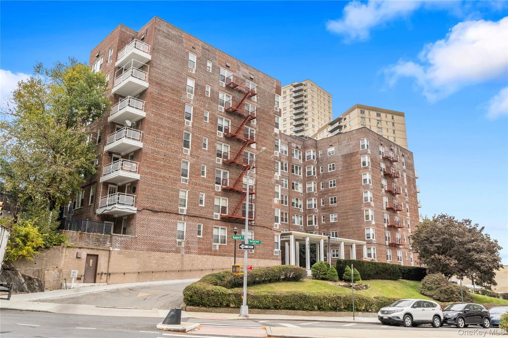601 Kappock Street 6R, Bronx, NY 10463 — exterior