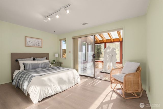 4331 136th Place SE, Bellevue, WA 98006