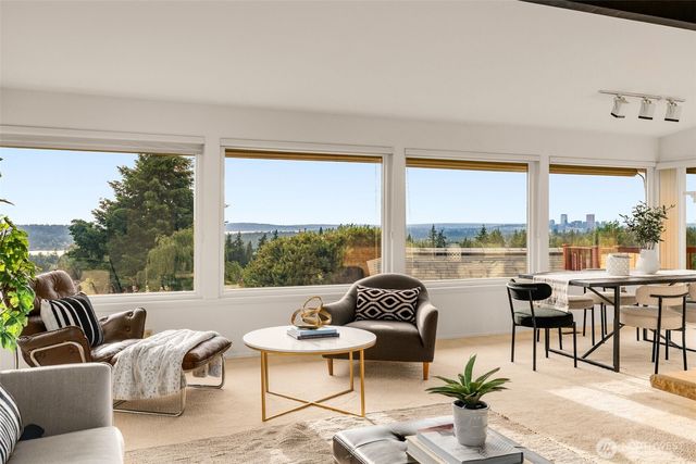 4331 136th Place SE, Bellevue, WA 98006