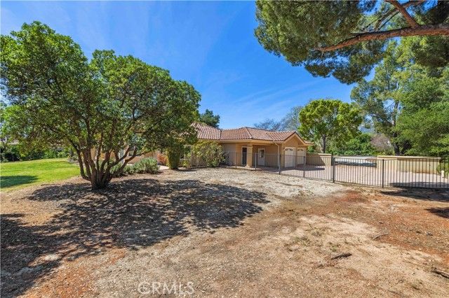 12838 Macdonald, Ojai, CA 93023