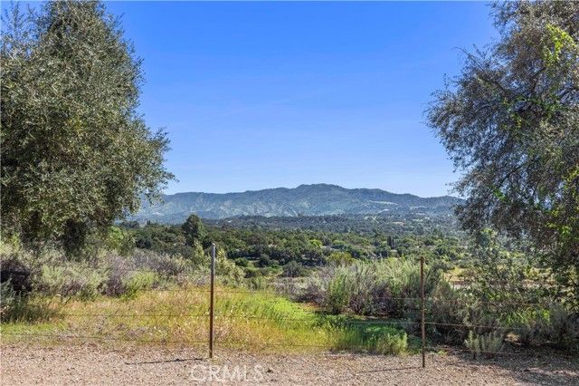 12838 Macdonald, Ojai, CA 93023