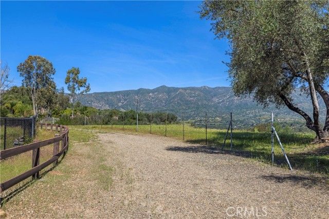 12838 Macdonald, Ojai, CA 93023