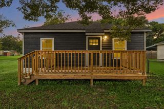 5122 Avenue L, Santa Fe, TX 77510