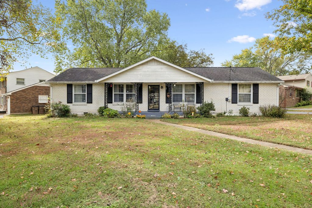 3831 Dewain Dr, Nashville, TN 37211