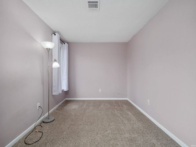 2103 Skyhawk Drive, Fort Wayne, IN 46815