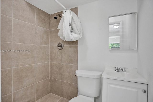 1002 S 28th Avenue, Hollywood, FL 33020