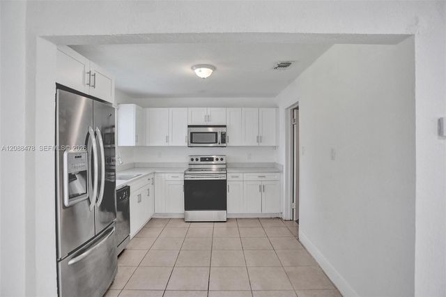 1002 S 28th Avenue, Hollywood, FL 33020