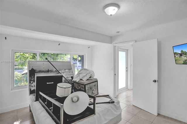 1002 S 28th Avenue, Hollywood, FL 33020