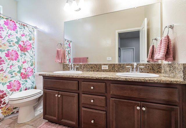 2083 Soledad Avenue, Clovis, CA 93619